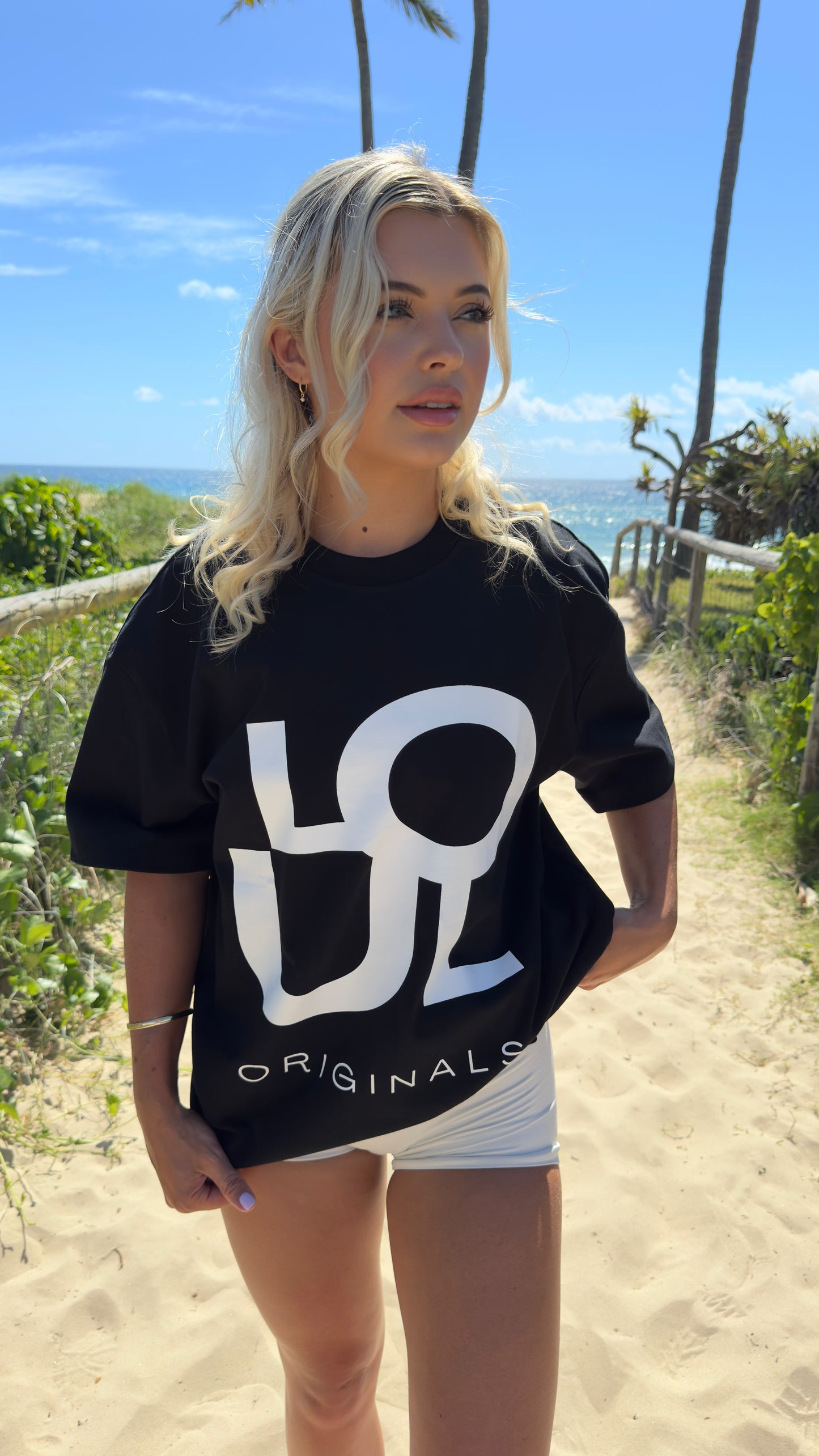BLACK ORIGINALS TEE